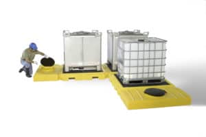 1126 – Ultra-Modular IBC Spill Pallet – 3-Tank Model