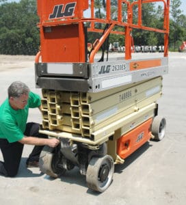 2030 – Ultra-Scissor Lift Diaper – Ultra-Scissor Lift Diaper