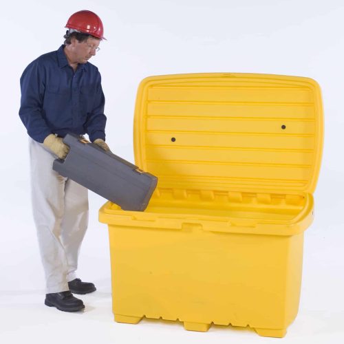 0862-UtilityBox-yellow_man-pulling-toolbox.jpg