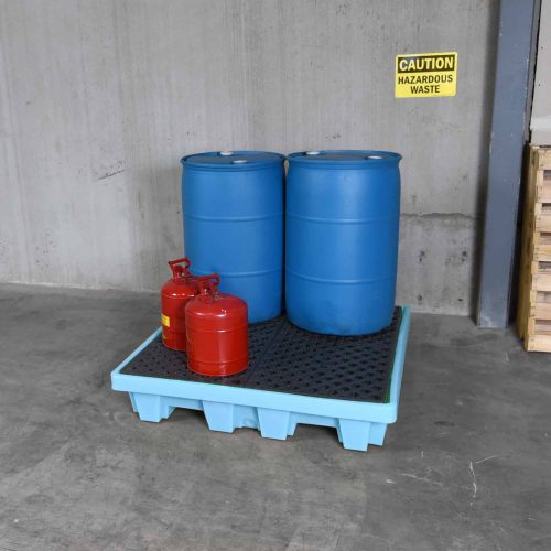 1232_1233_Fluorinated Spill Pallet_4 Drum_With Drums and Cans_1